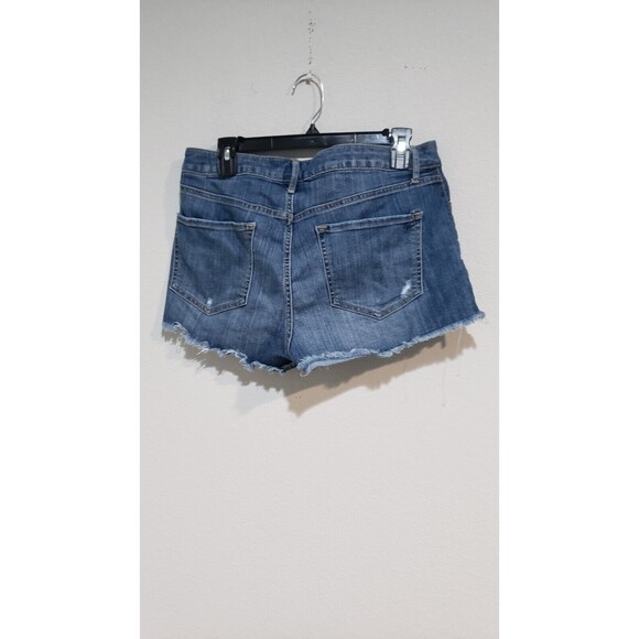 American Rag Cie Womens mid-rise ripped blue jean shorts, 2" inseam, size 11 - Picture 2 of 5